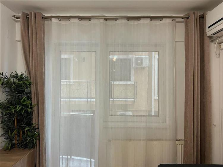 Apartament de vanzare cu 1 cameră - sos.Voinesti Iași