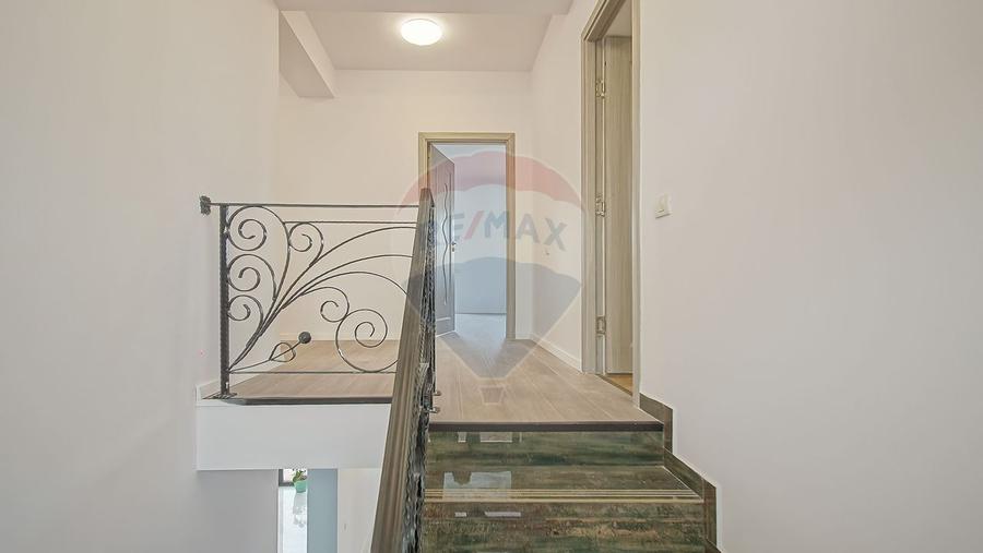 Casă modernă Bunloc, vedere Bucegi, 186 mp, comision 0