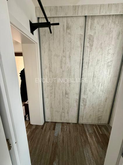Casa moderna cu 4 camere, garaj 3 masini, curte amenajata – Valu lui Traian - 50