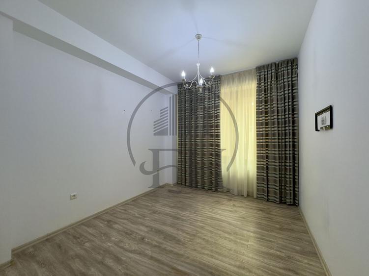 Apartament 3 camere de vanzare Mamaia, zona Summerland
