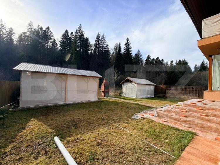 De vânzare – Pensiune complet funcțională în Predeal,15 CAMERE+2 APARTAMENTE
