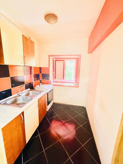 Garsoniera decomandata zona Astra,etaj  intermediar,71900 Euro - 3