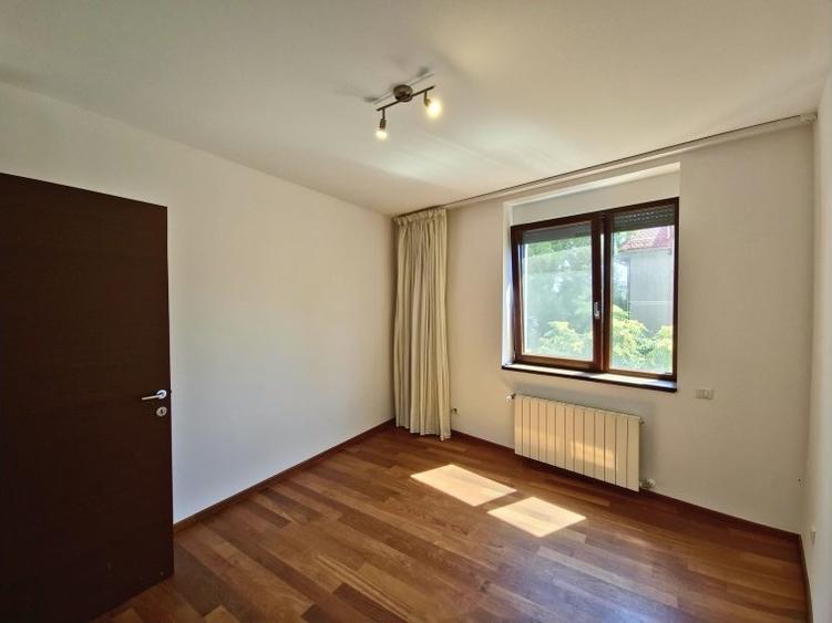 Apartament 5 camere Aviatorilor