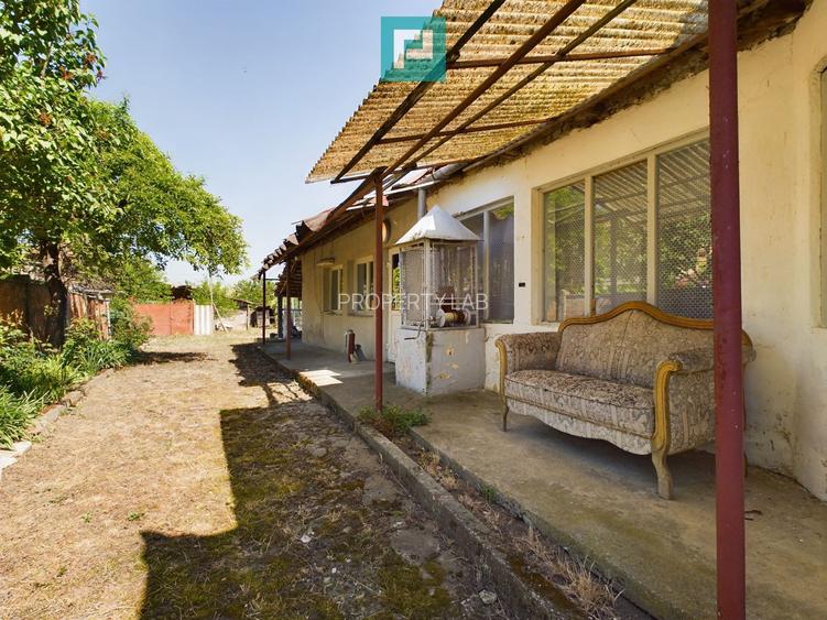 Casă cu 4 camere în Cruceni - 10