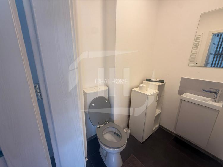 Apartament tip penthouse, 2 camere, terasa, parcare, zona strazii Paris - 4