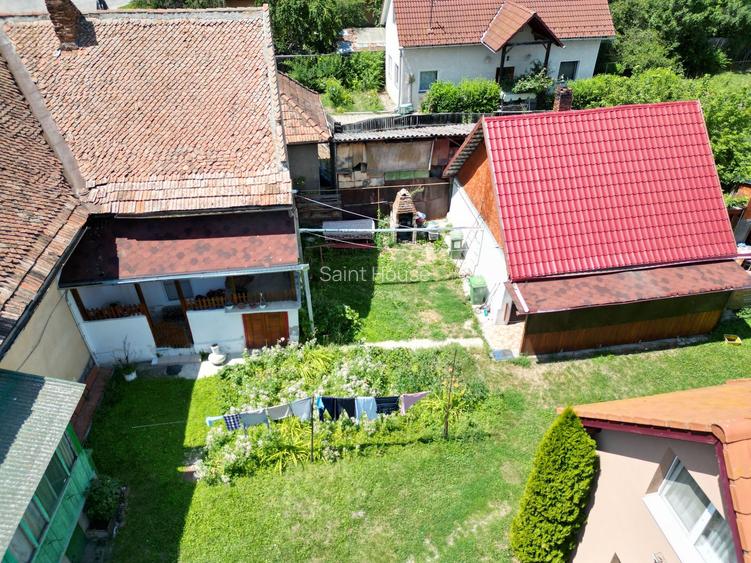 Doua case de vanzare 75 M² + curte 720 M² Piata Kalvin - 18