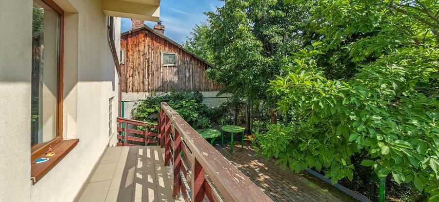 Vila spațioasă, 4 camere, nemobilată, București