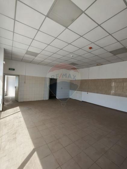 Spațiu comercial de 130mp de închiriat în zona 1 Mai