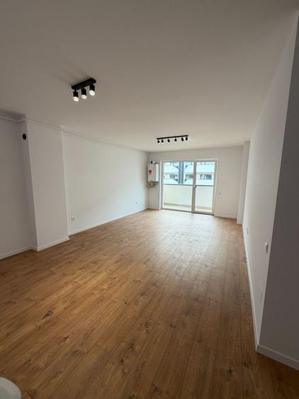 Apartament cu două camere, semidecomandat, finisat | Zona Eroilor