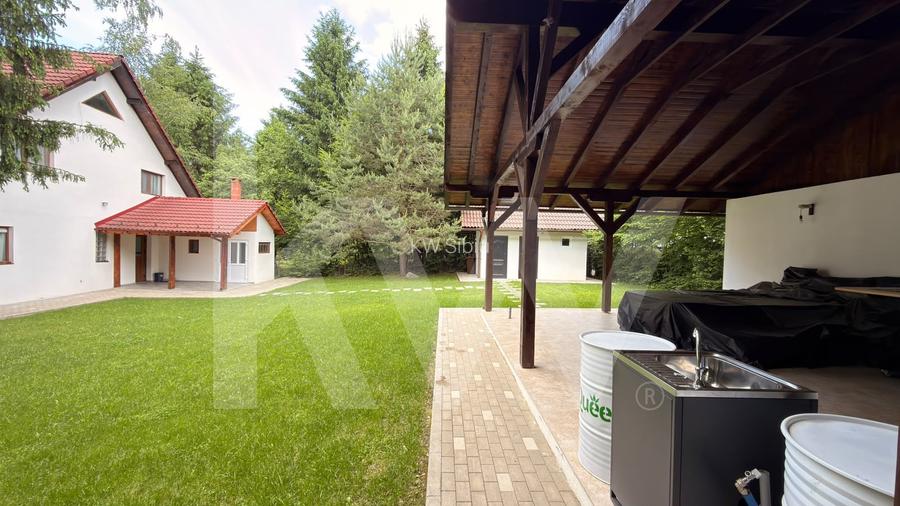 Vila de poveste din Valea Avrigului de vanzare - 20