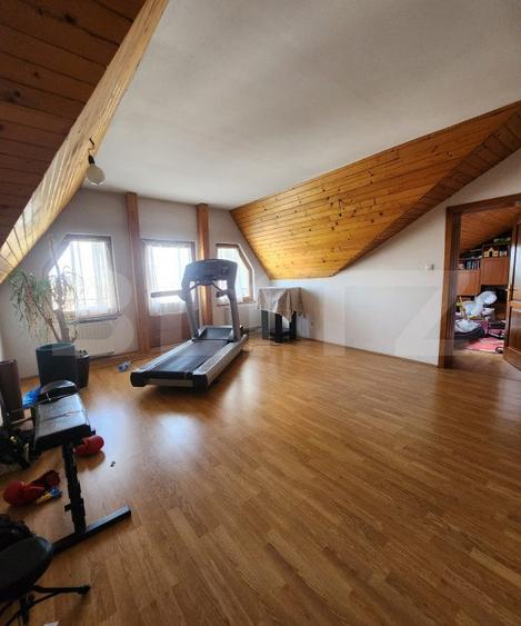 Casa superba cu 13 camere in Sangeorgiu de Mures