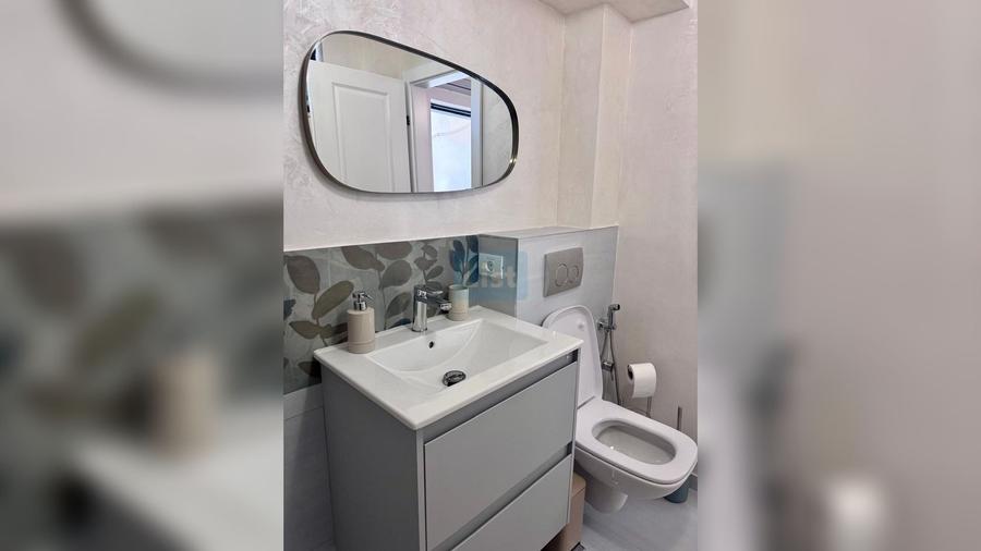Apartament cu 2 camere de închiriat, Central