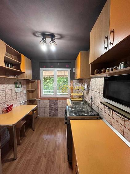 Apartament 3 camere, zona Podu Ros. - 4