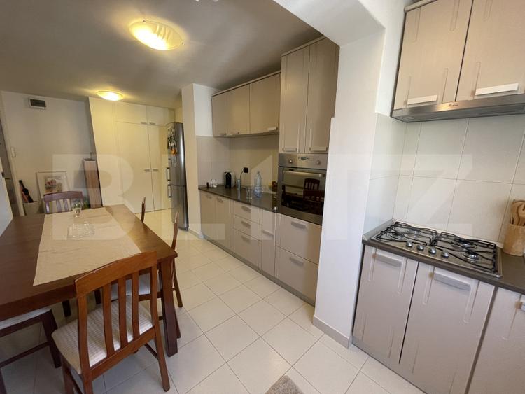 Apartament 3 camere, 65 mp, zona Stadion