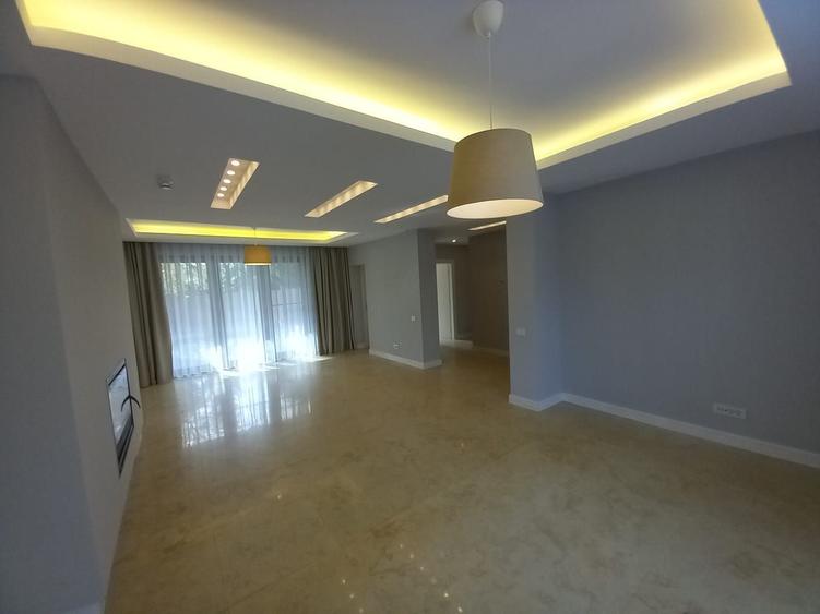 Pipera-Oxford Gardens, vila de inchiriat cu 4 camere
