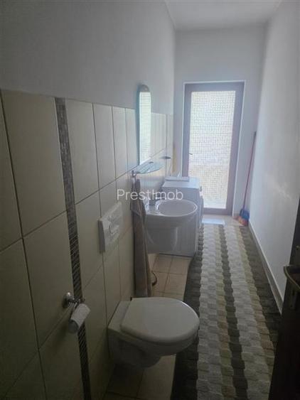 De inchiriat apartament cu 2 camere, 7 Noiembrie - 13