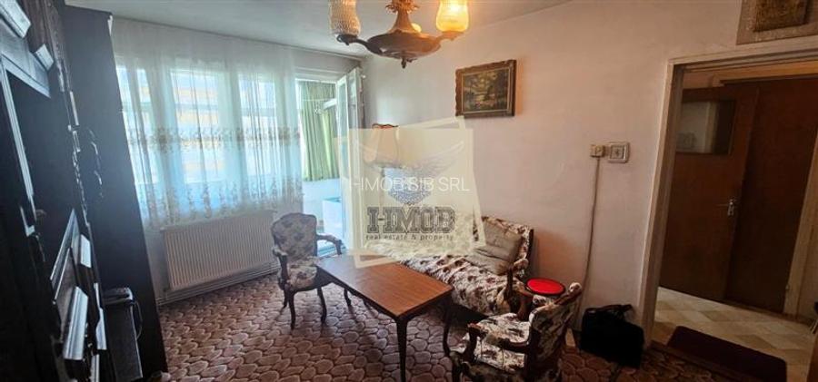 Apartament 2 camere | balcon inchis | Etaj 5 10 | zona Mihai Viteazul - 4