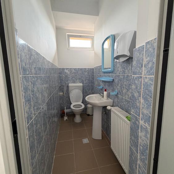 Vitanul Nou | spatii de 14,30 si 35mp in cladire comerciala | etaj 3/5 fara lift