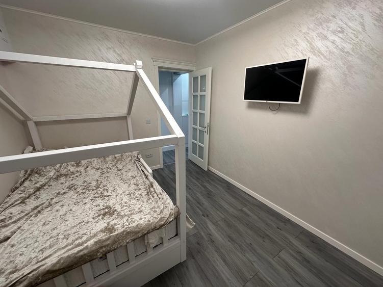 Apartament 3 camere de vanzare Dacia