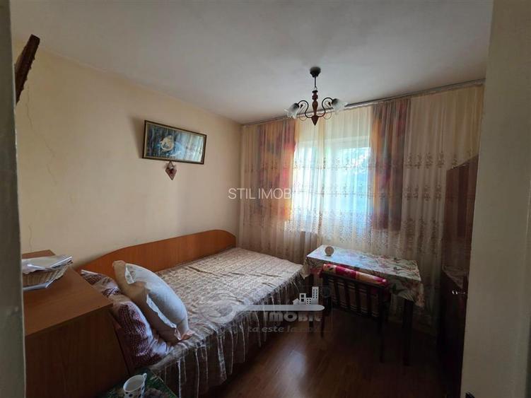 Apartament 3 camere - Sos Nationala - Et 2 - 85.000E - 3