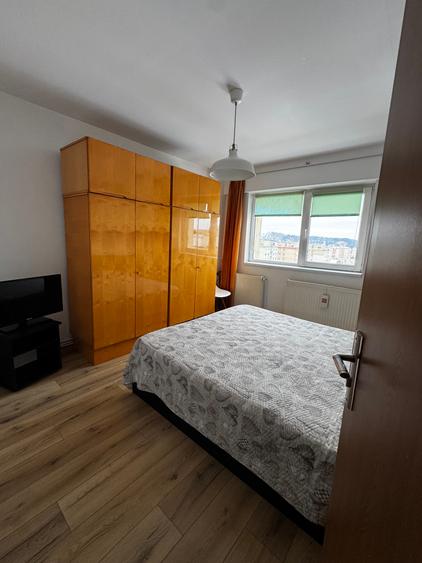 Apartament 3 camere decomandat, mobilat și uitlat, zona Astra