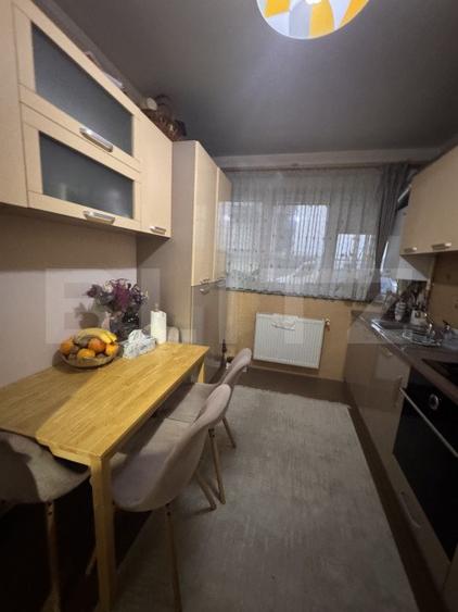 Apartament de vanzare, cu 2 camere, 68 mp, modern, parter, zona George Enescu