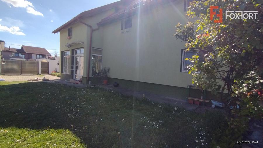 Casa individuala , Sacalaz - Curte 1730 mp