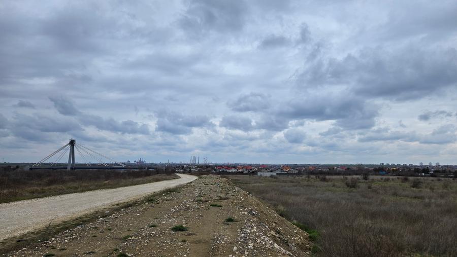 Loc Agigea / Judetul Cta /Teren intravilan 500 mp cu o deschidere stradala 16 ml