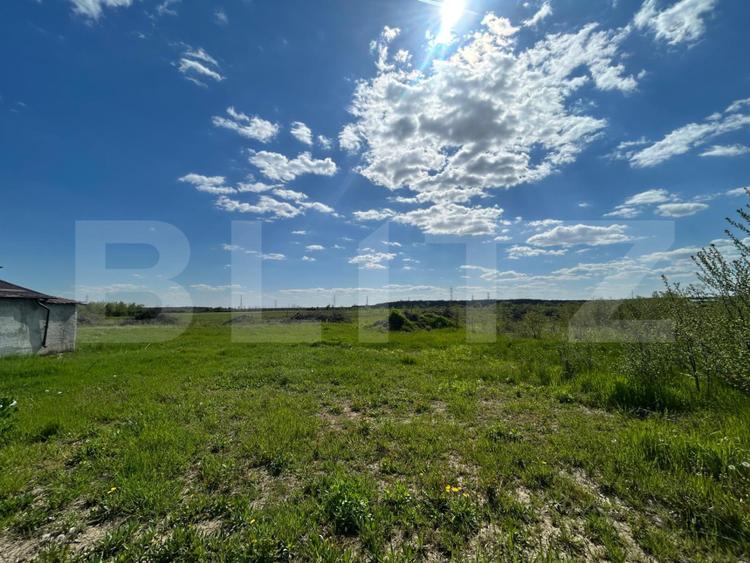 Teren intravilan, 1716 mp, zona Priseaca