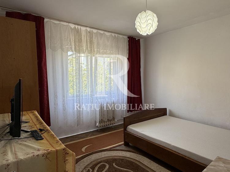 Apartament cu 3 camere de vânzare | Rogerius | Oradea