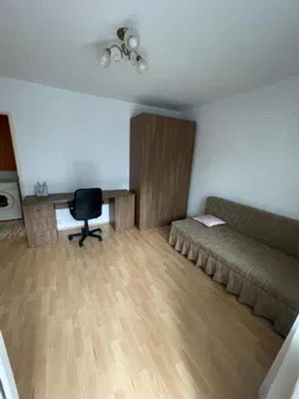 Apartament cu 3 camere/2 balcoane de închiriat | Calea Florești – Pod Calvaria