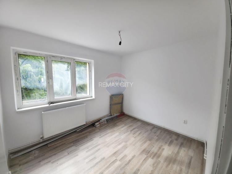Apartament cu 3 camere de vânzare în zona Maratei - 4