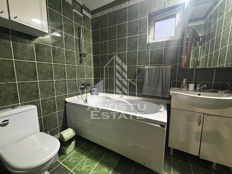 Apartament la casa cu 2 camere, curte proprie, Ghiroda
