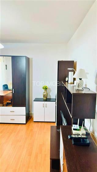 Garsoniera, 27 mp, etaj 1, centrală proprie – zona Dacia - 3
