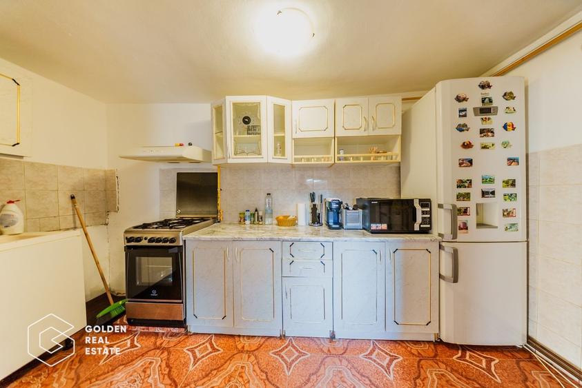 Casă 3 camere, teren 416 mp, Gradiște