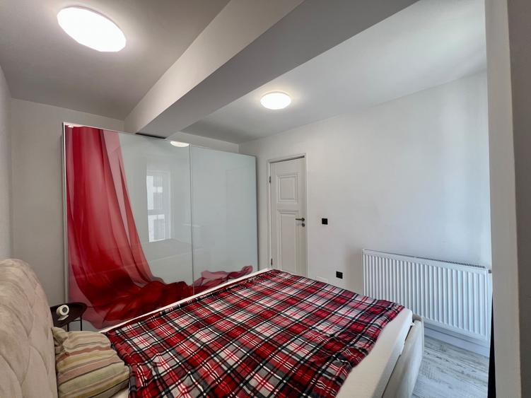 De vânzare apartament cu 2 camere, semidecomandat, zona Dâmbul Rotund