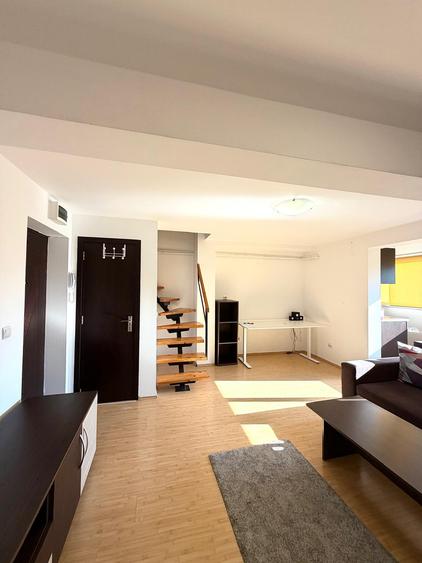 Titan / Apartament Mobilat / Centrala Proprie / Zona Superba