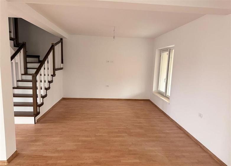 Duplex in Lisaura | 107 mp utili | 4 camere | predare La Cheie | C-5604