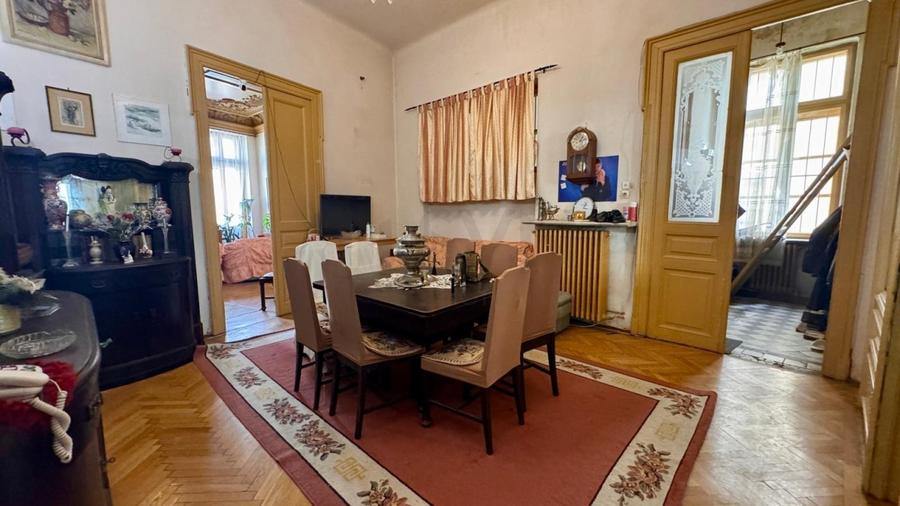 REA1029789 Apartament cu istorie si caracter l 168 mp l Ultracentral l Piata Rom