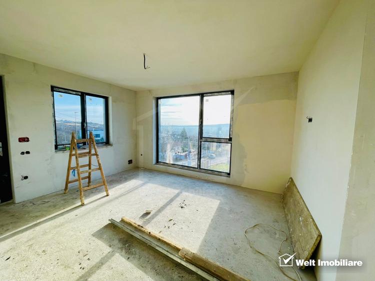 Duplex 4 camere, S+P+M, 156 mp utili, 280 mp teren,Dambul Rotund, zona linistita