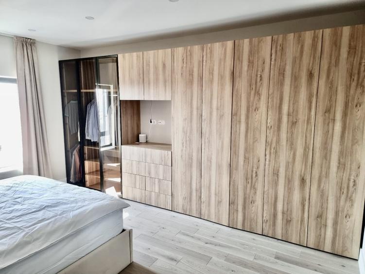 Penthouse- 4 camere cu rooftop de 160mp