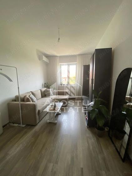 Apartament cu 2 camere de vanzare,decomandat, Zona Aeroport Timisoara