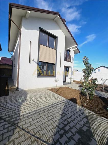 Vila individuala- cartierul nou- curte amenajata- incalzire pardoseală