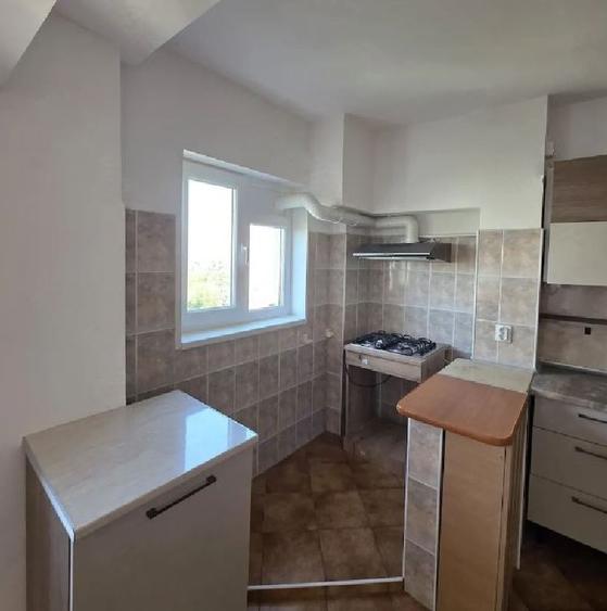 Pantelimon Morarilor,bl.reabilitat,DECOMANDAT,3 camere,spatios,64 mp.