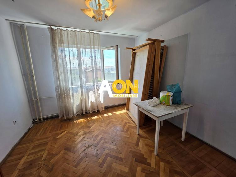 Apartament 3 camere, Cetate, 65 mp utili, et.5. Necesita renovare - 11