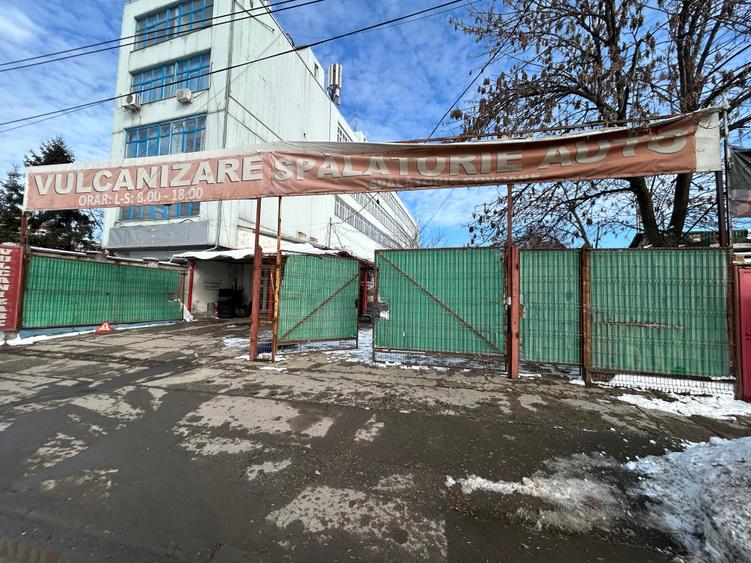 Lacul Tei,Petricani,Fabrica de Glucoza,Spatiu comercial si Teren 591mp