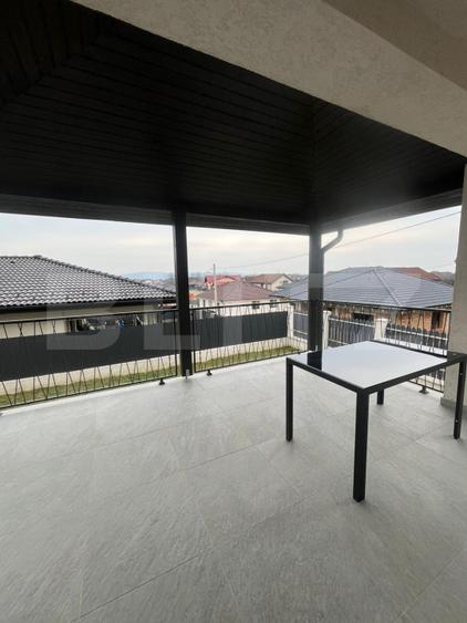 Casă tip duplex, 3 dormitoare, Sâncrai