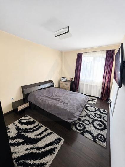Apartament 3 camere etaj 2 78 mp utili balcon si parcare Turnisor