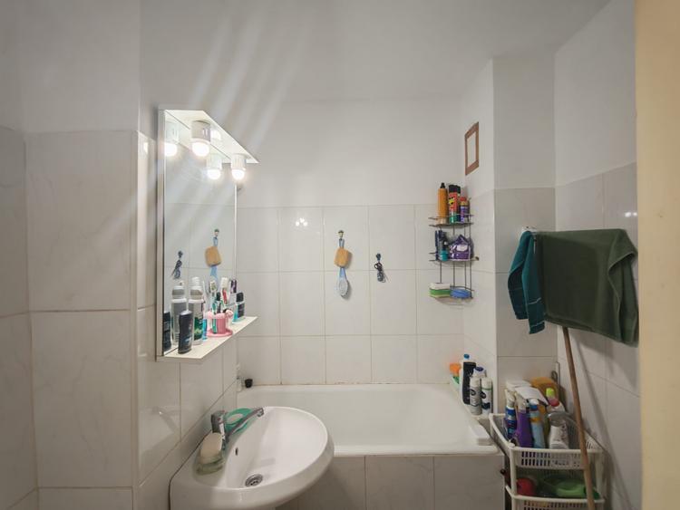 Apartament 3 camere str Emil Racovita