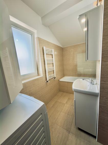 Apartament cu 2 camere de vanzare in Sanpetru la Subcetate cu loc de parcare